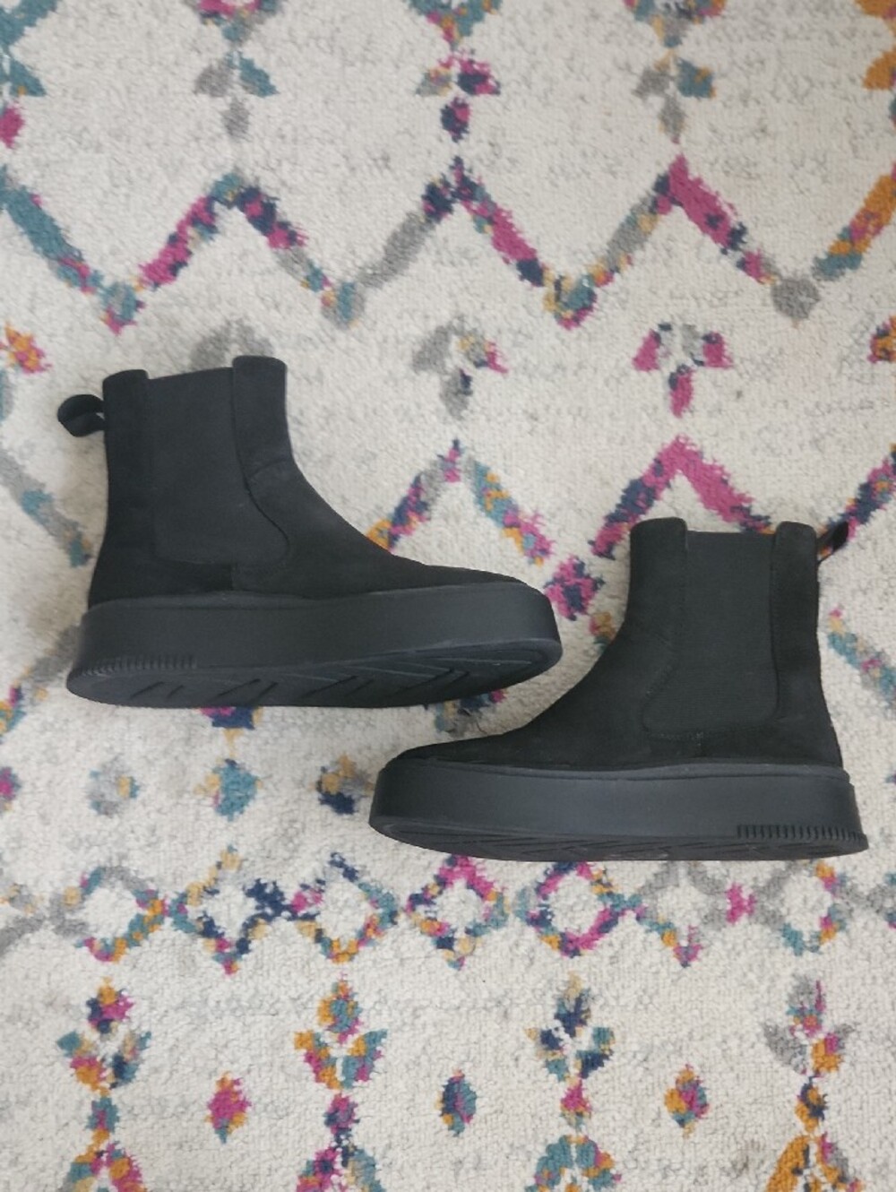 Vagabond Black Platform Chelsea Ankle Boots NWOT